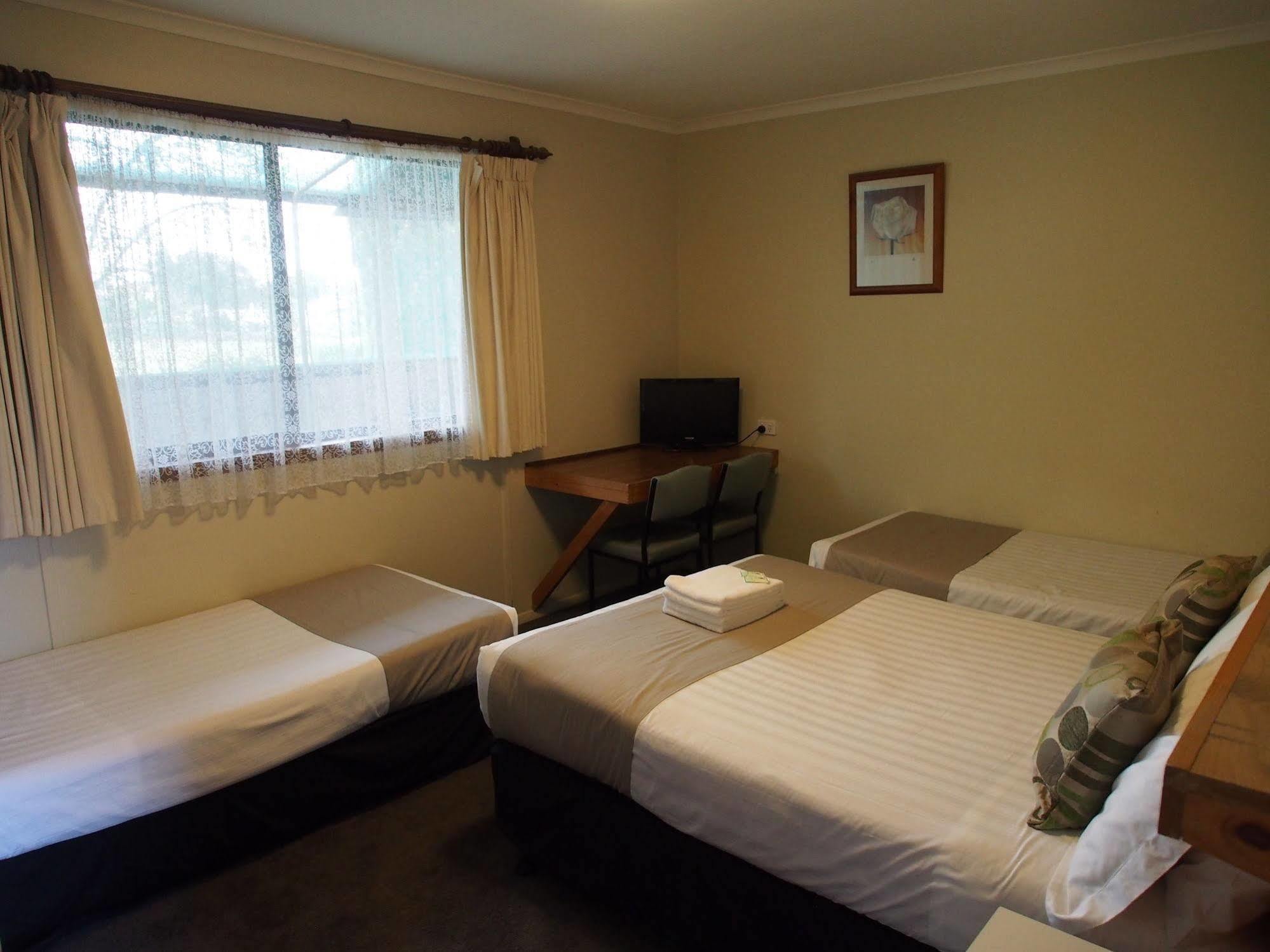 Majestic Motel Horsham Zewnętrze zdjęcie